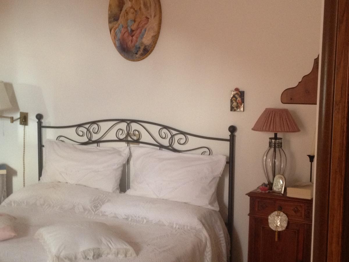 La Casa Di Lidia Acomodação com café da manhã Cardile Quarto foto